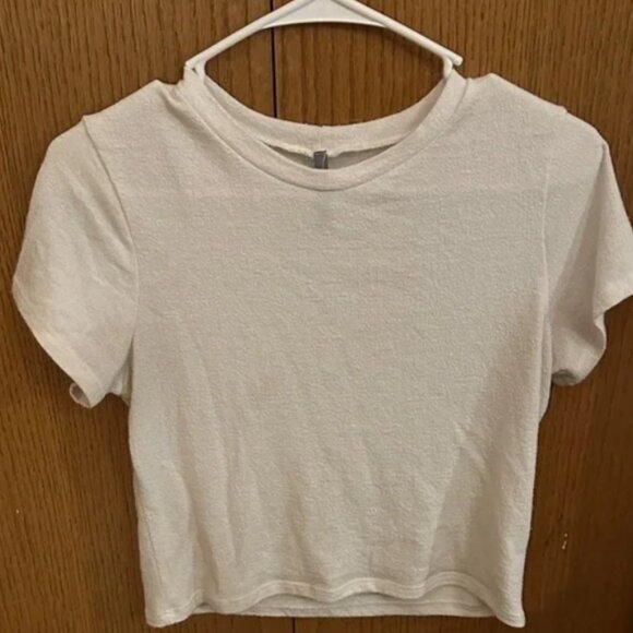 Classic White Women's Top - Picture 1 of 1